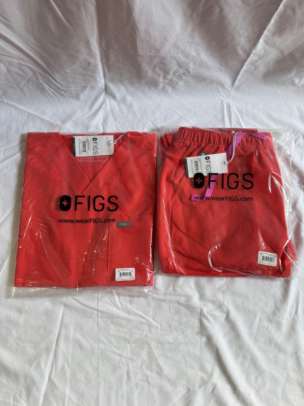 Figs Men’s Fireside Scrub Set